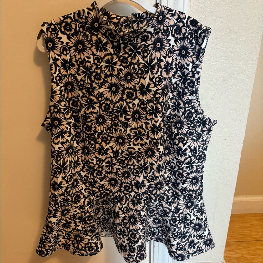 Banana Republic Small Peplum summer top